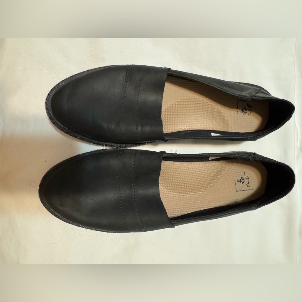 Women’s Reef Black Slip-On Shoes with Cream Insole